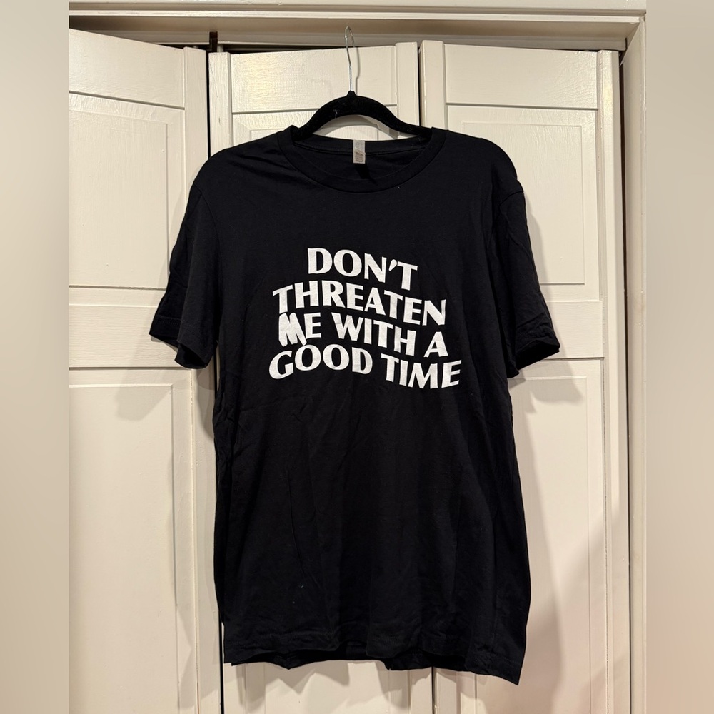 Barstool t shirt‎ size L NWOT